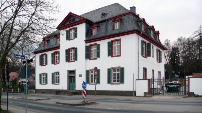 Fasanerie im Winter: tägliche Besuchszeiten im Dezember und Januar