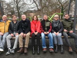 Hollywoodschaukel auf dem Schulberg bietet neuen Aussichtspunkt über Wiesbadens Innenstadt