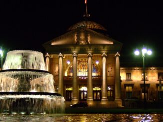 Wiesbaden plant Drohnenshow und strenge Kontrollen rund um das Bowling Green zu Silvester